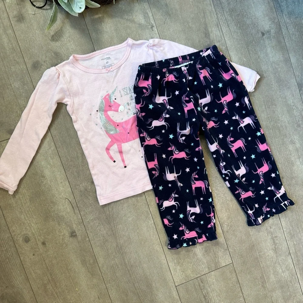 Carter’s Unicorn Theme Toddler Girl’s Pajamas Set “I Sparkle in my Sleep”